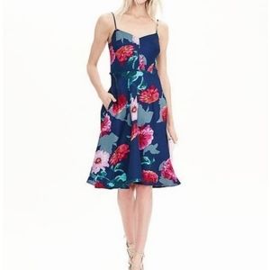 Banana Republic blue floral special occasion dress👗🌸 size 10